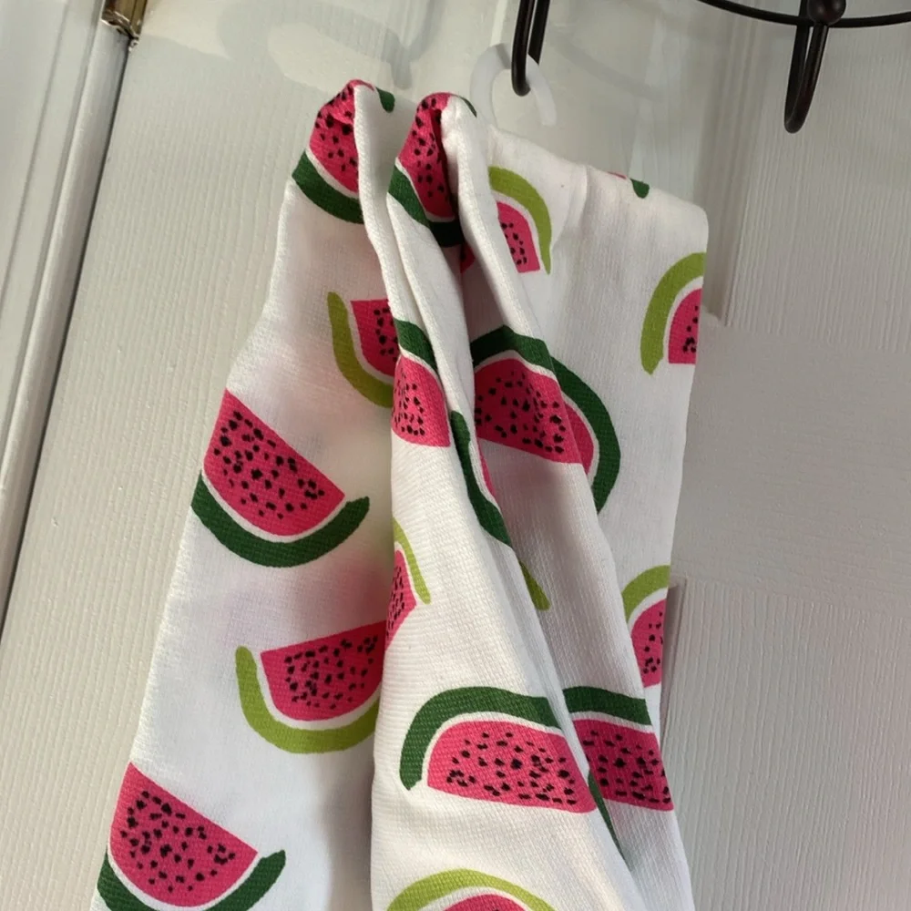 NWT En Vogue Watermelon Print Kitchen Towels Set of 2, 100% Cotton